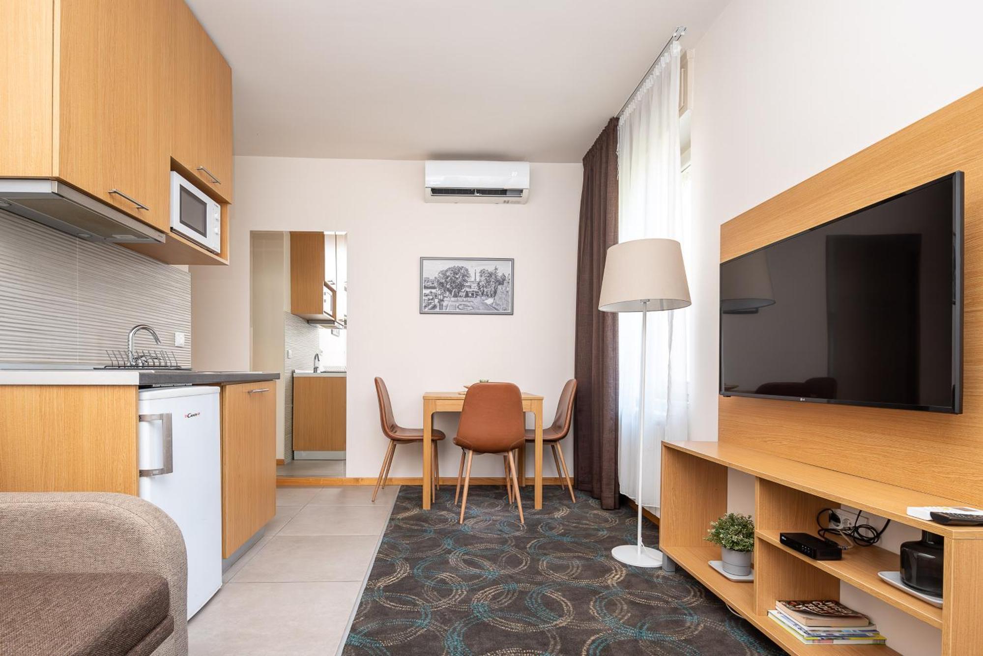 Top Central Apartments Belgrad Exteriör bild